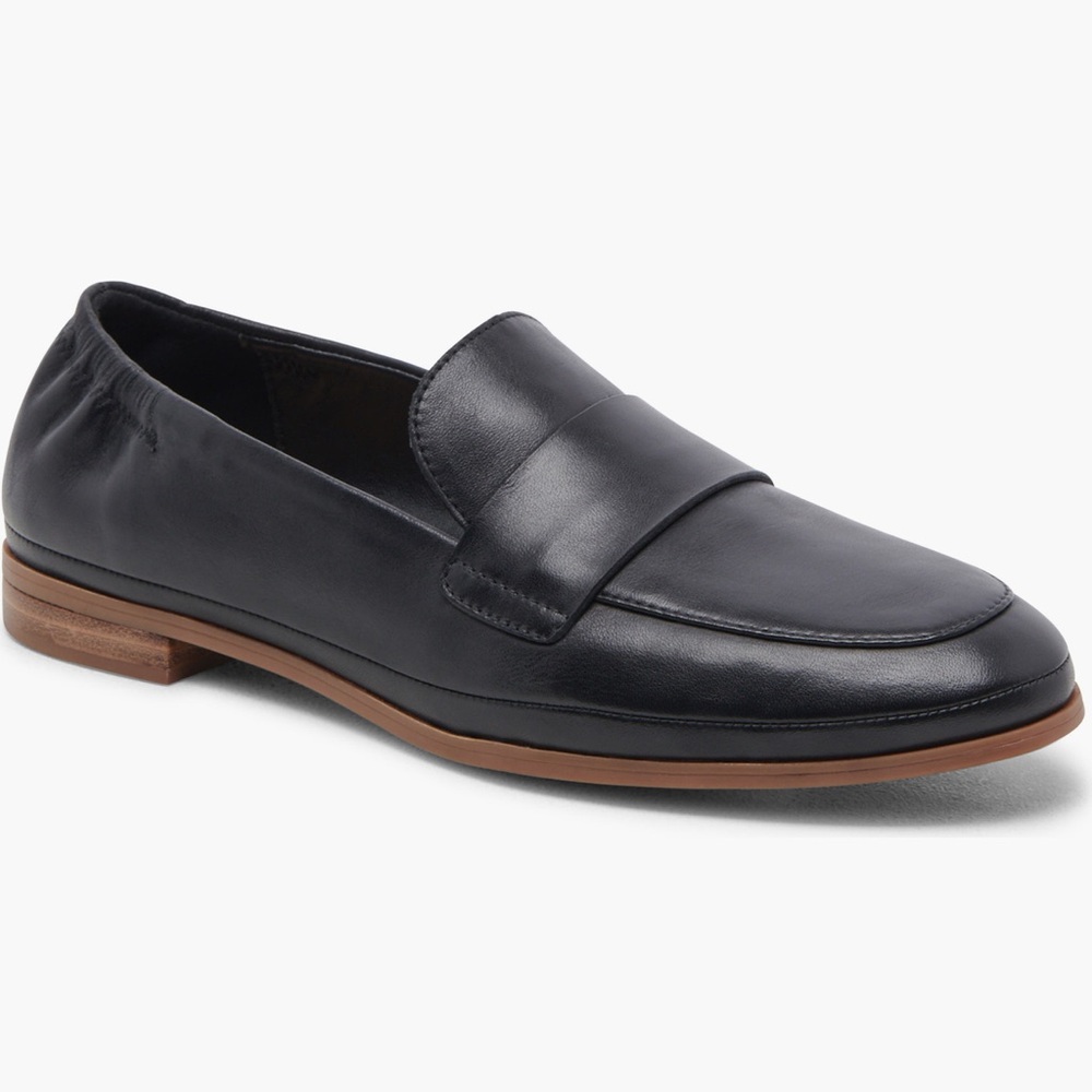 Blondo || NEW black leather betsan waterproof loafers